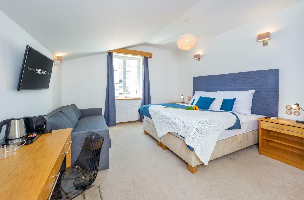 The Rooms Ceske Budejovice Esterno foto
